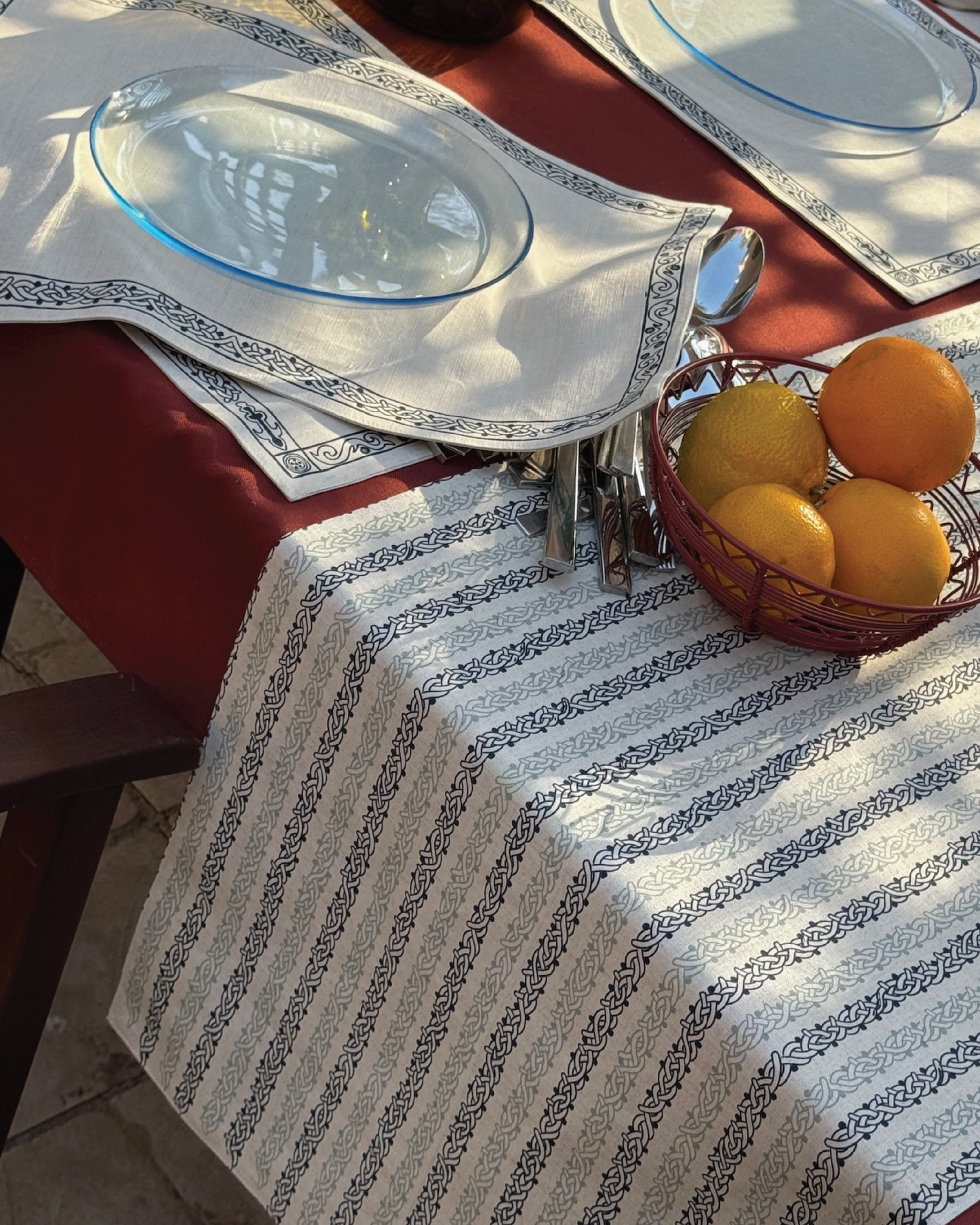 Gadayel Double-faced Table Runner
