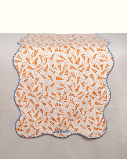 Wavy Gilaty Table Runner
