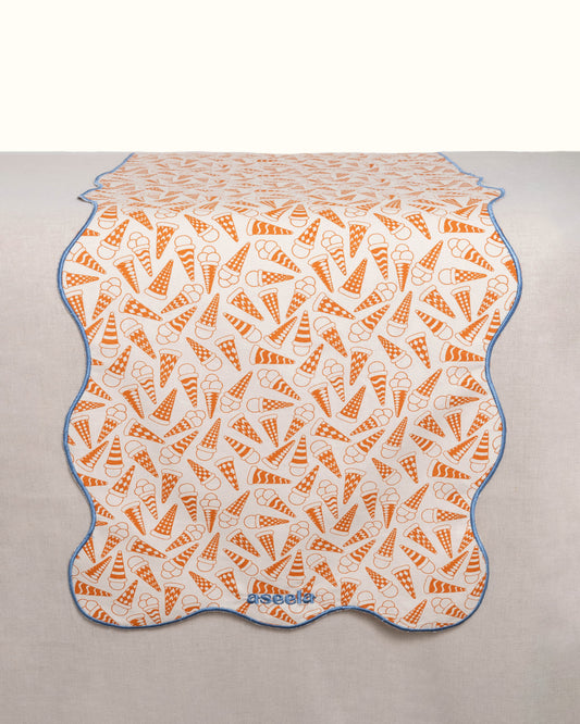 Wavy Gilaty Table Runner